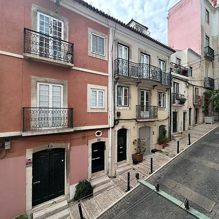 Typical Bica Apartment Lisbon Exterior photo